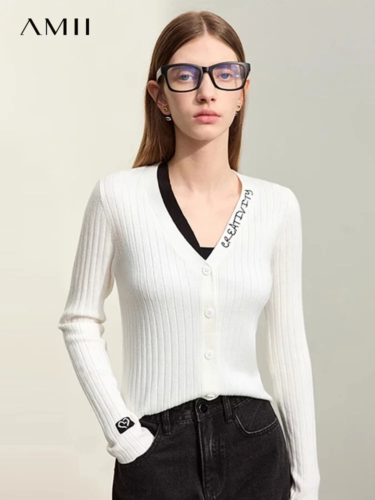 아미 미니멀리즘 2025 신상 여성 가디건 가을 패치워크 브이넥 플래킷 슬림 긴팔 울 부드러운 니트 탑 12411014