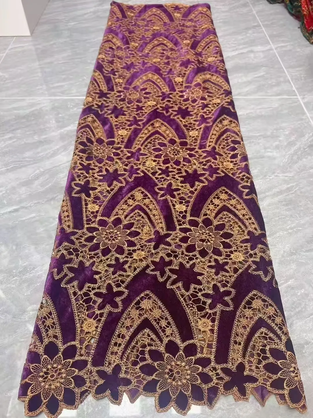 

Hot Selling African Lace With Velvet African Guipure Lace High Quality Embroidered Fabric For Wedding Women