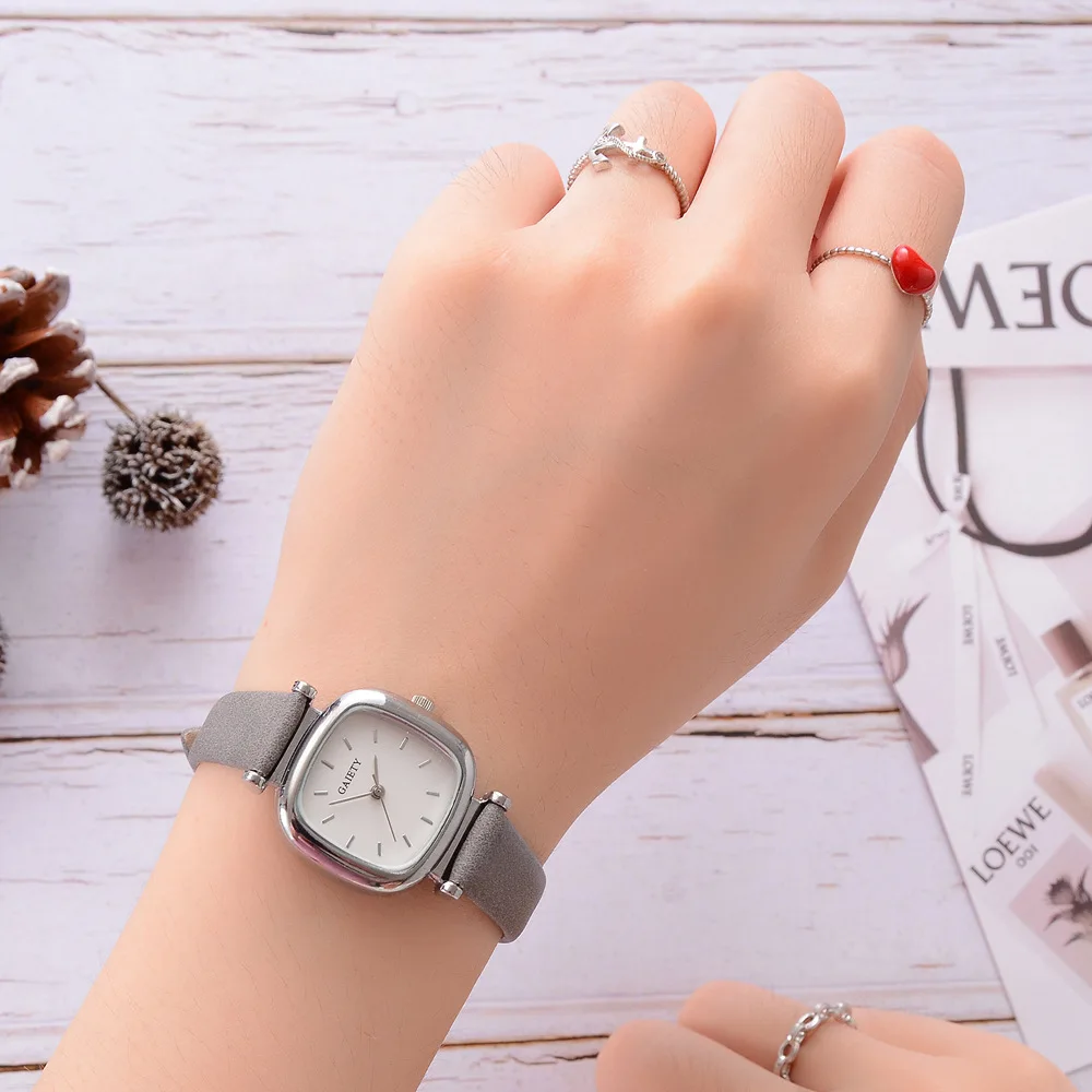 Silver Metal Small Wrist Watch Luxury Brand Women Watch Square Glass Mirror Casual PU Leather Ladies Wristwatch relogio feminino