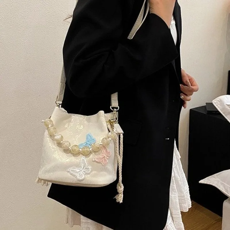 Fashion Forward Designer Diaper Bag Women Luxury Large Capacity Tote Elegant Leather Crossbody Handbag Stylish And Chic