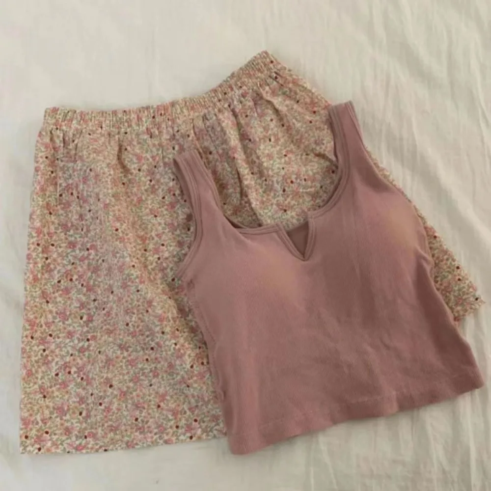 

Ins Style Plaid Floral Striped Pajamas V-neck Sleeveless Flower Pajama Sets Sweet Home Clothes Shorts Camisole Suit Female