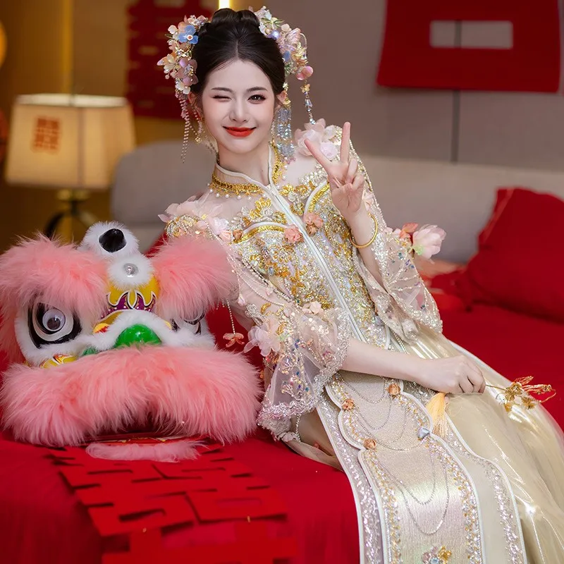 

Новое свадебное платье с драконом и фениксом в китайском стиле цвета шампанского и тяжелой промышленности