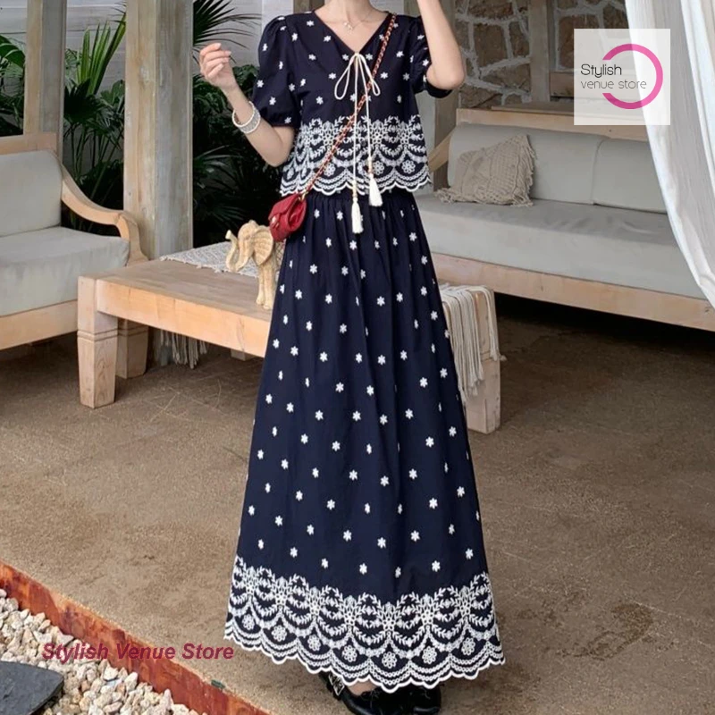 French fashion retro V-neck lace shirt+embroidered high waist skirt women's summer new unique holiday style two-piece suit