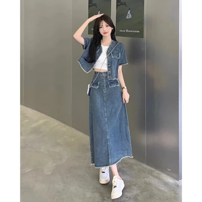 

Высококачественный джинсовый костюм в стиле ретро с v-образным вырезом и короткими рукавами, весна-лето, женское джинсовое пальто с дизайном, куртка + джинсовая юбка, комплект из двух предметов