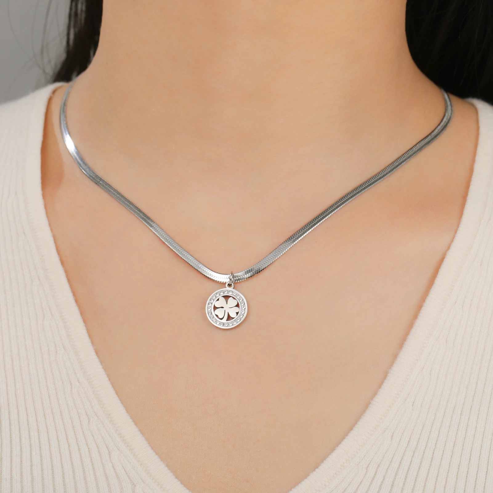 COOLTIME Mode Klee Runde Anhänger Halskette Edelstahl Elegante Zirkon Charme Halskette für Frauen Schmuck Geschenk 2026 Neue – Detail 16
