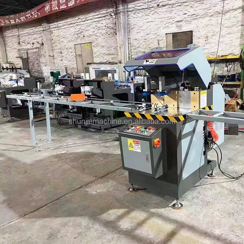 550 45/90 องศาโปรไฟล์อลูมิเนียมเครื่องตัดมุมอเนกประสงค์ประตูโลหะผสม Windows เครื่องทํา