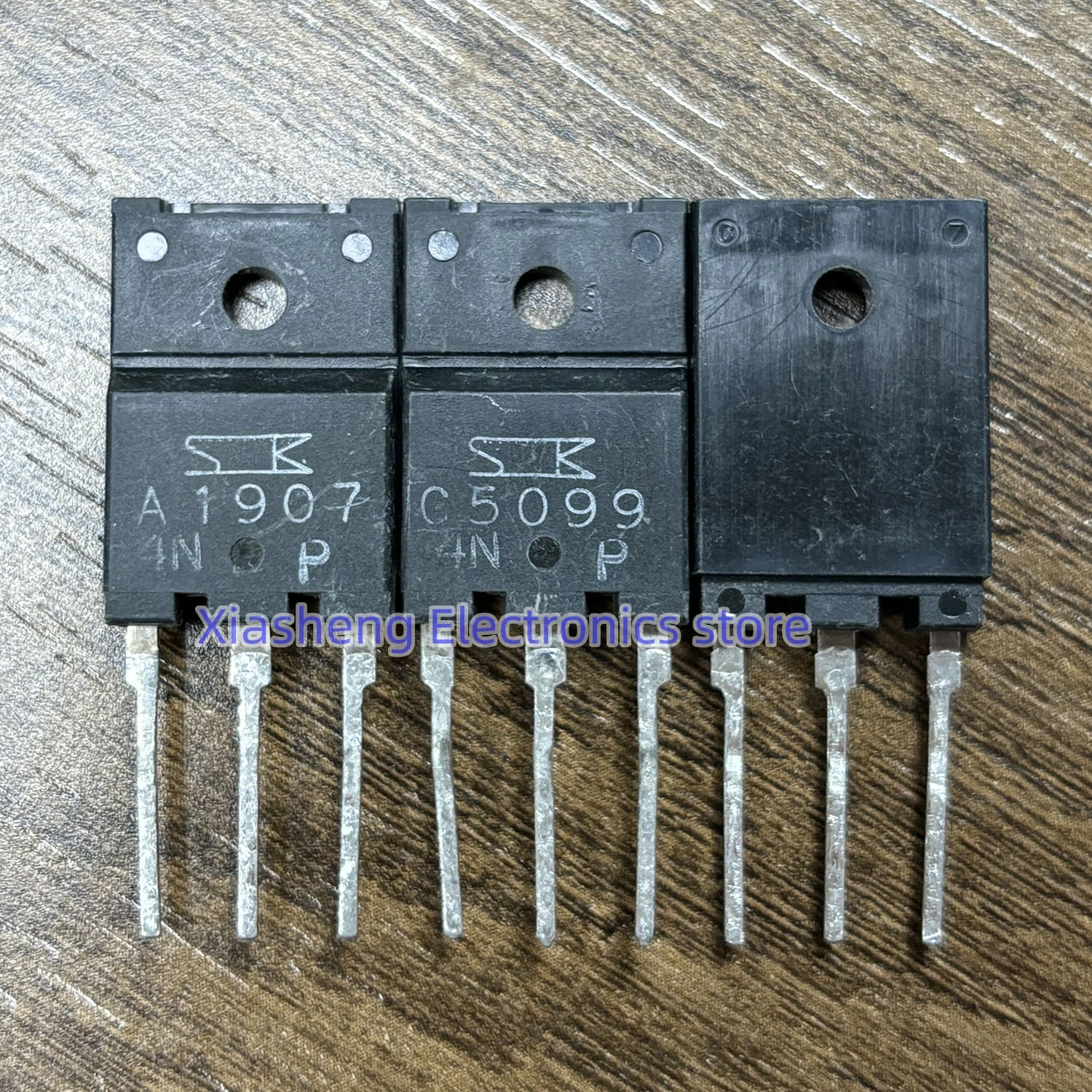 

New Original 2Pairs 2SA1907 A1907 + 2SC5099 C5099 TO-3PF Transistor In Stock Good Quality