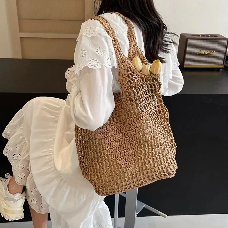 Niche Women Rattan Tote Bag Luxurious Designer Wicker Shoulder Handbag Fashion Trend Women Handbag Shopping Straw Bag Organizers