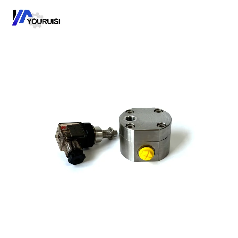 Misuratore di portata di micro precisione in acciaio inossidabile 316L di dimensioni compatte per la misurazione media dell'olio dell'acqua liquida supportata OEM