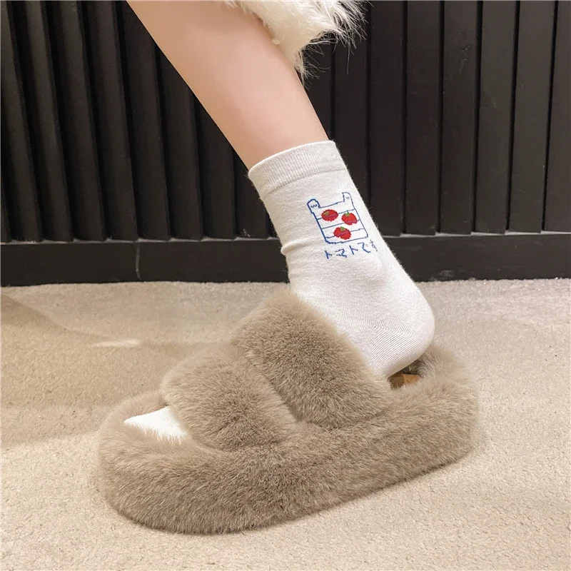 Non-slip Furry Shoes for Outdoor Wear, Women's Home Cotton Slippers, Light and Comfortable, Non-abrasive, Anti-collision Toe