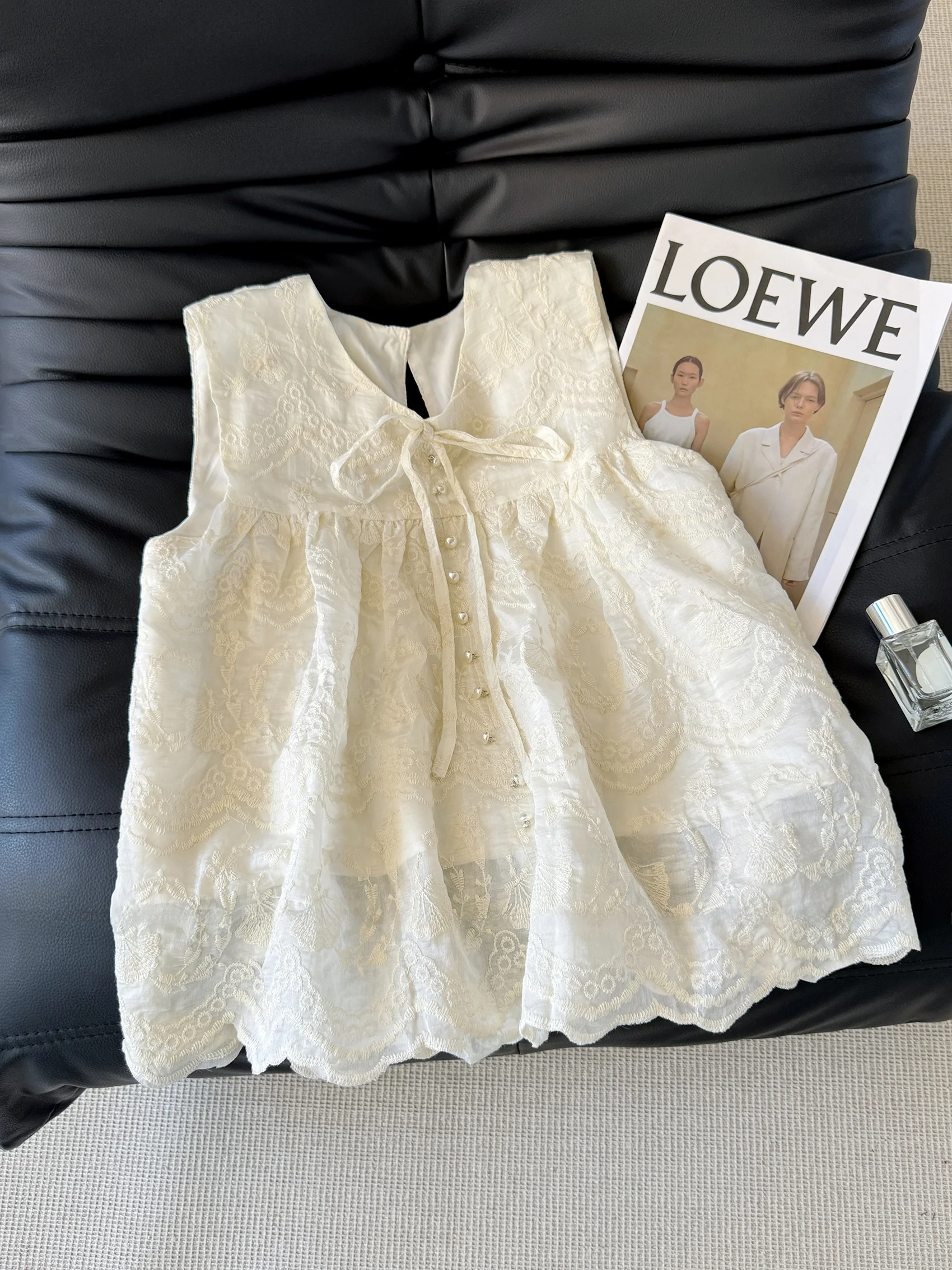 여름 신상 여성 자수 레이스 이르트 베스트 스몰 탑 슬림 이너 및 아우터웨어 트렌디 코튼 실크 혼방