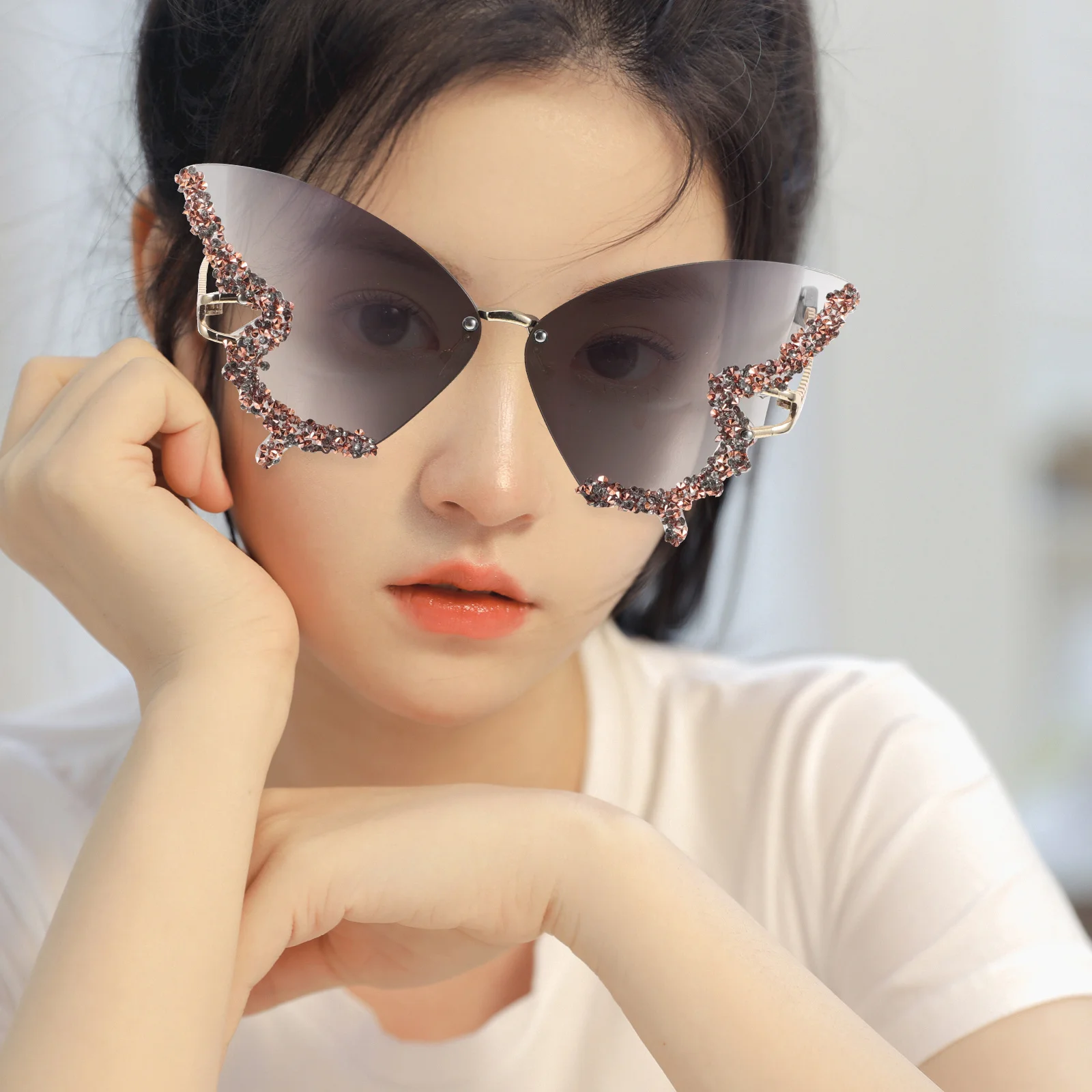 Gafas de sol sin montura de mariposa con acento de diamante, gafas clásicas con bloqueo UV, gafas de moda para mujer, fiesta de Festival