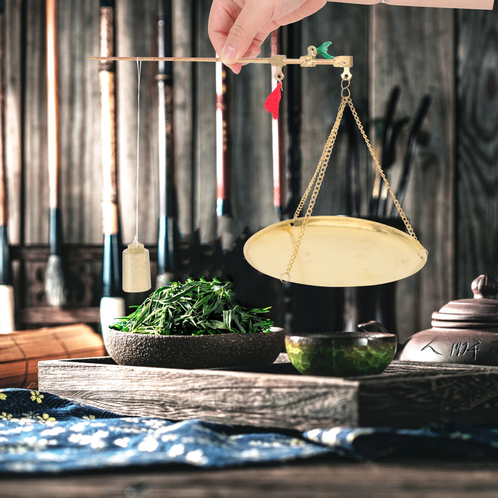 

Mini Copper Scales High Grade Material Long Service Life Kitchen Condiment Decorative Multipurpose Weighing Tool