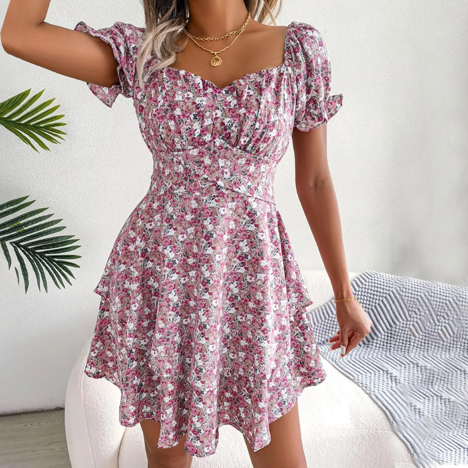 

Ladies Style Square Neck Bubble Sleeves Fragmented Flower Lace Up Waist Large Hem Casual Dress Floral Print Summer Fashion Dress