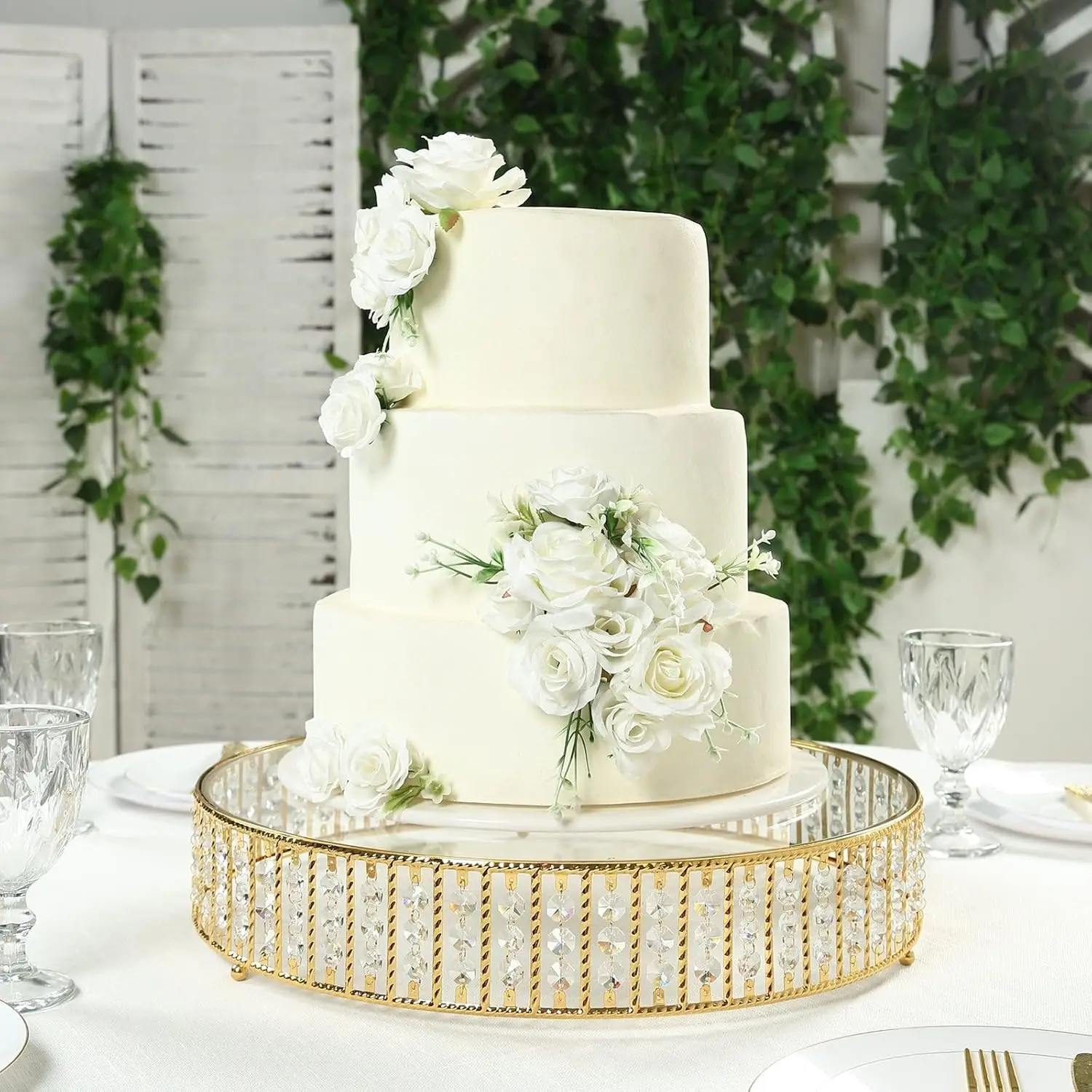 

18-дюймовая золотая хрустальная подставка для торта с подвесными бусинами и стеклянной столешницей для элегантной демонстрации десертов