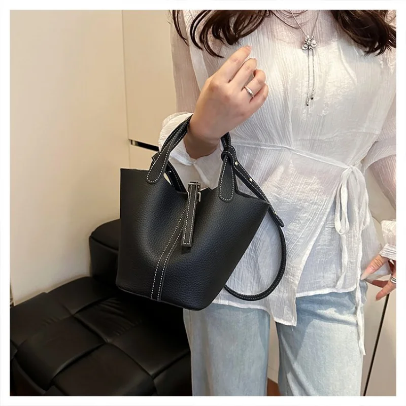 

Popular Classic High-End Leather Women's Tote Bag Luxury Brand Elegant Trendy Daily Vintage Commuter Bag​