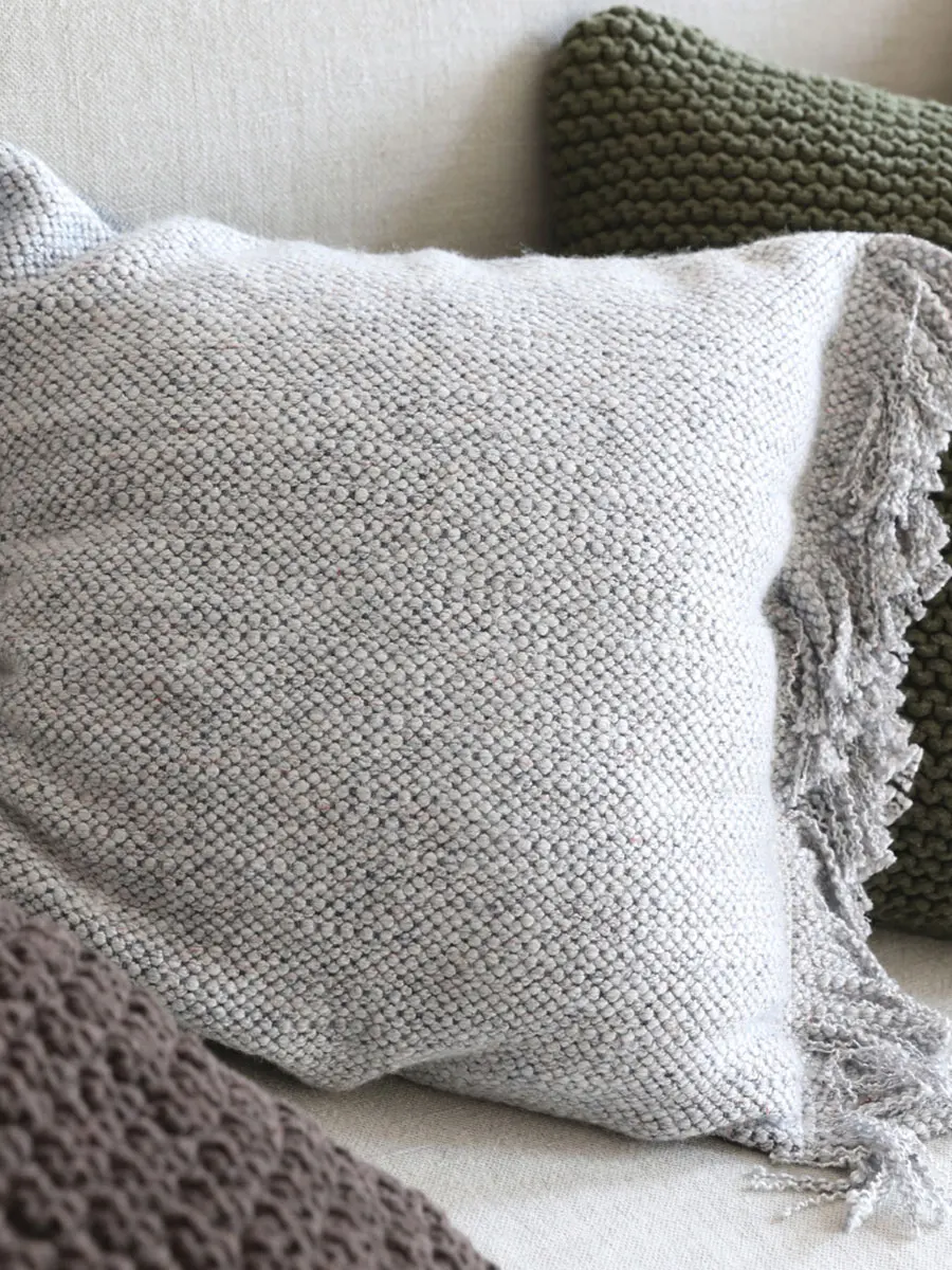 

Современная декоративная подушка из шерстяной смеси с кисточками для дивана и спальни, квадратная подушка-кушетка, оригинальный дизайн в китайском стиле для дома