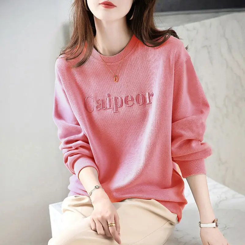 Embroidered Round Neck Hoodie for Women Loose and Versatile Simple Embroidered Long Sleeved Casual Top Trendy