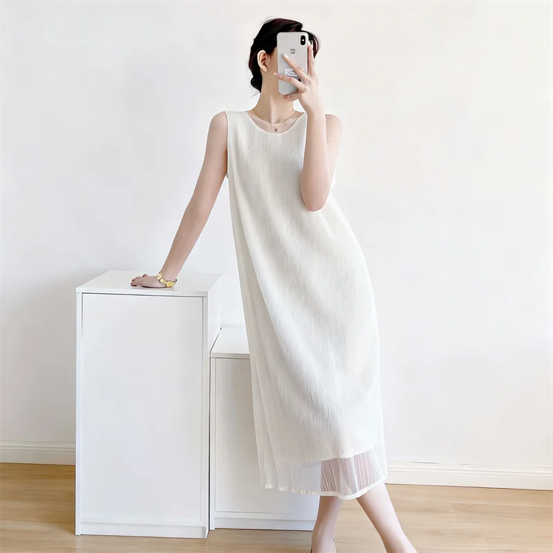 

Miyake White Textured Pleated Women's Dress Raglan Sleeve Round Neck Side Slit Casual Formal Sheer Dresses 2026 Spring New