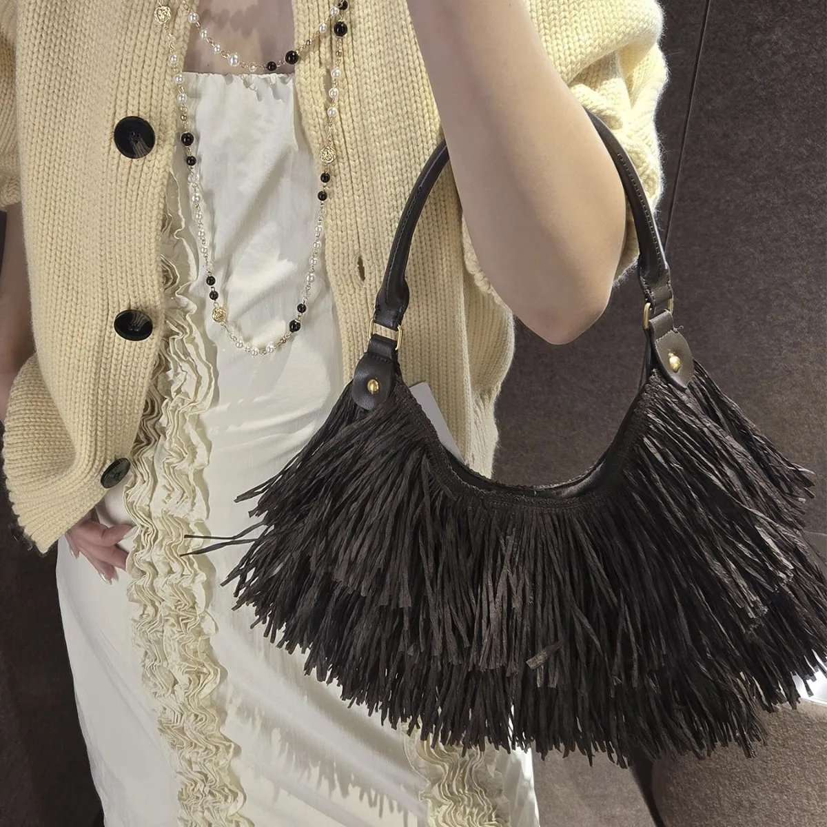 

Retro Style Fringed Elegant Temperament 2026 Spring and Summer New Fashion Party Straw Woven Tote Bag