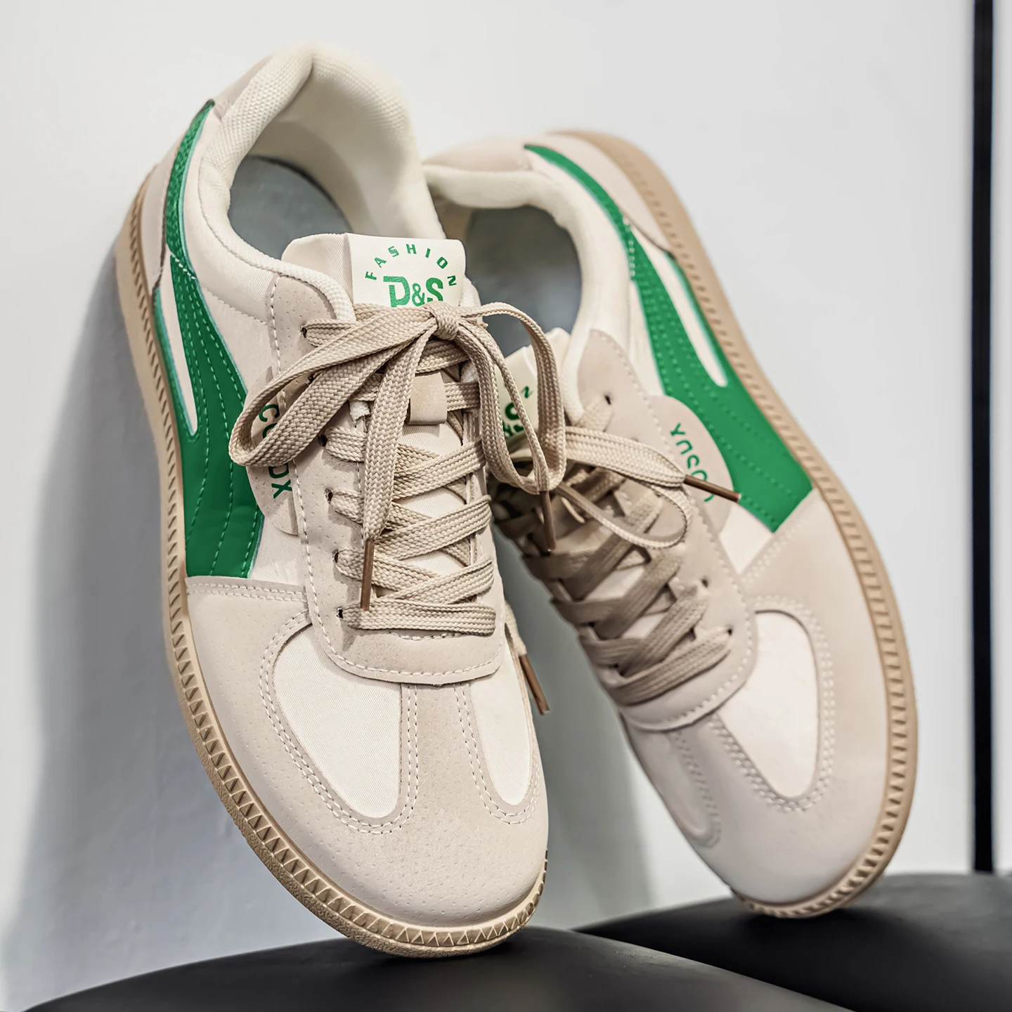 

Men Casual Sneakers 2025 Spring Running Shoes Outdoor Casual Platform Sneaker Anti Slip Footwear Fashion Sport Shoes Size 39-44