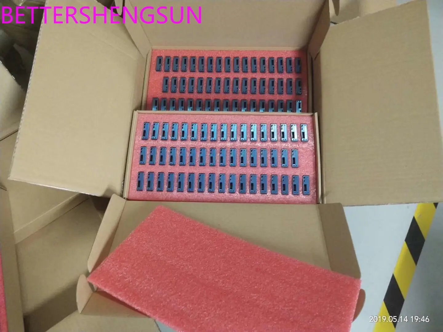 Small volume high performance laser dust particle sensor for detector P303 / PMSA003