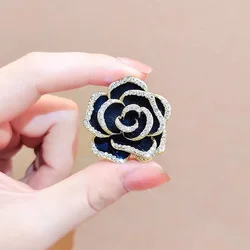 Pins Black Rose Brooch High-end Camellia Red Chest Flower Women's Style Simple Clothing Suit Sweater Brooches on Clothes Pines