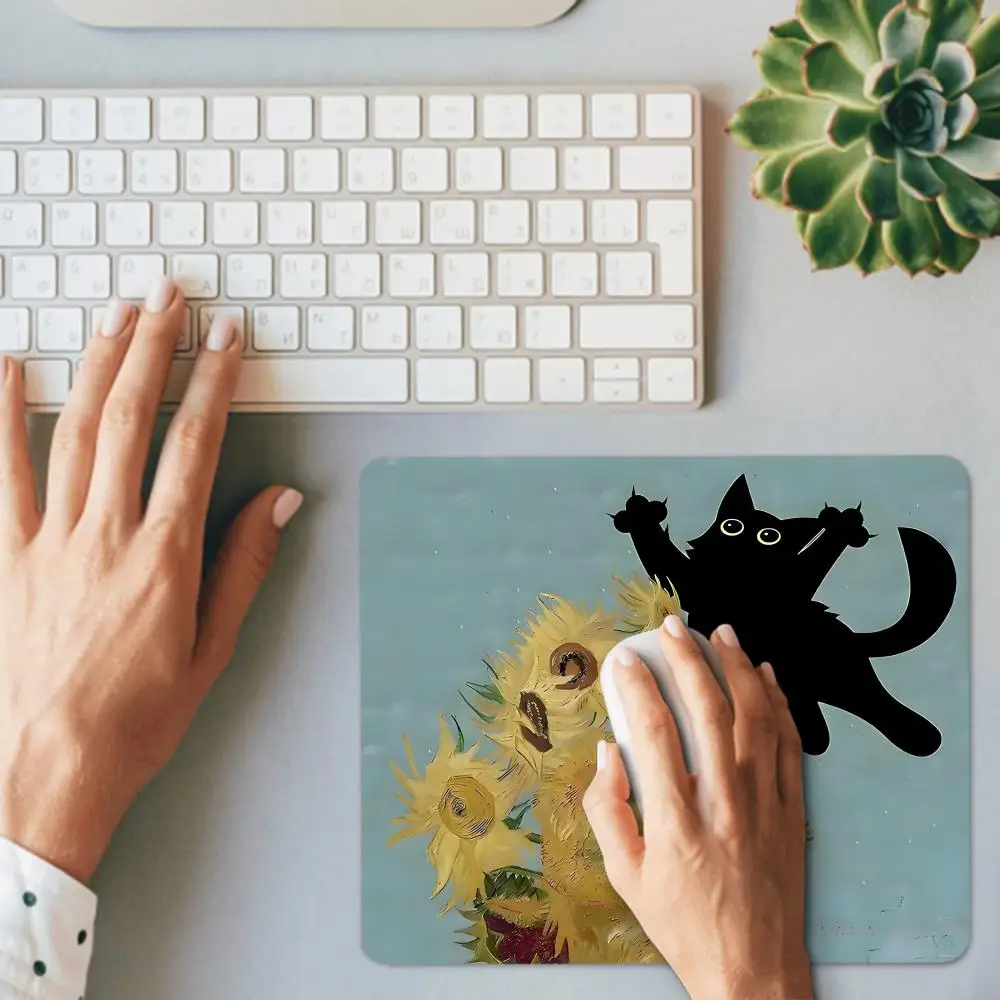Kawaii Small Mouse Pad 45x40 Mouse Carpet Cute Desk Mat Funny Meme Gaming Accessories Mouse Mat Gamer Surface for Computer Mouse