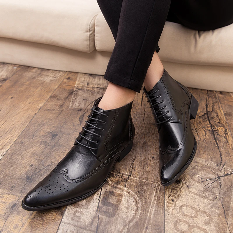 

Winter Classic Men Brock Chelsea Boots Men Lace-up Business Office Fashion Pointed-toe Brand Boots Outdoor Training Boots Men