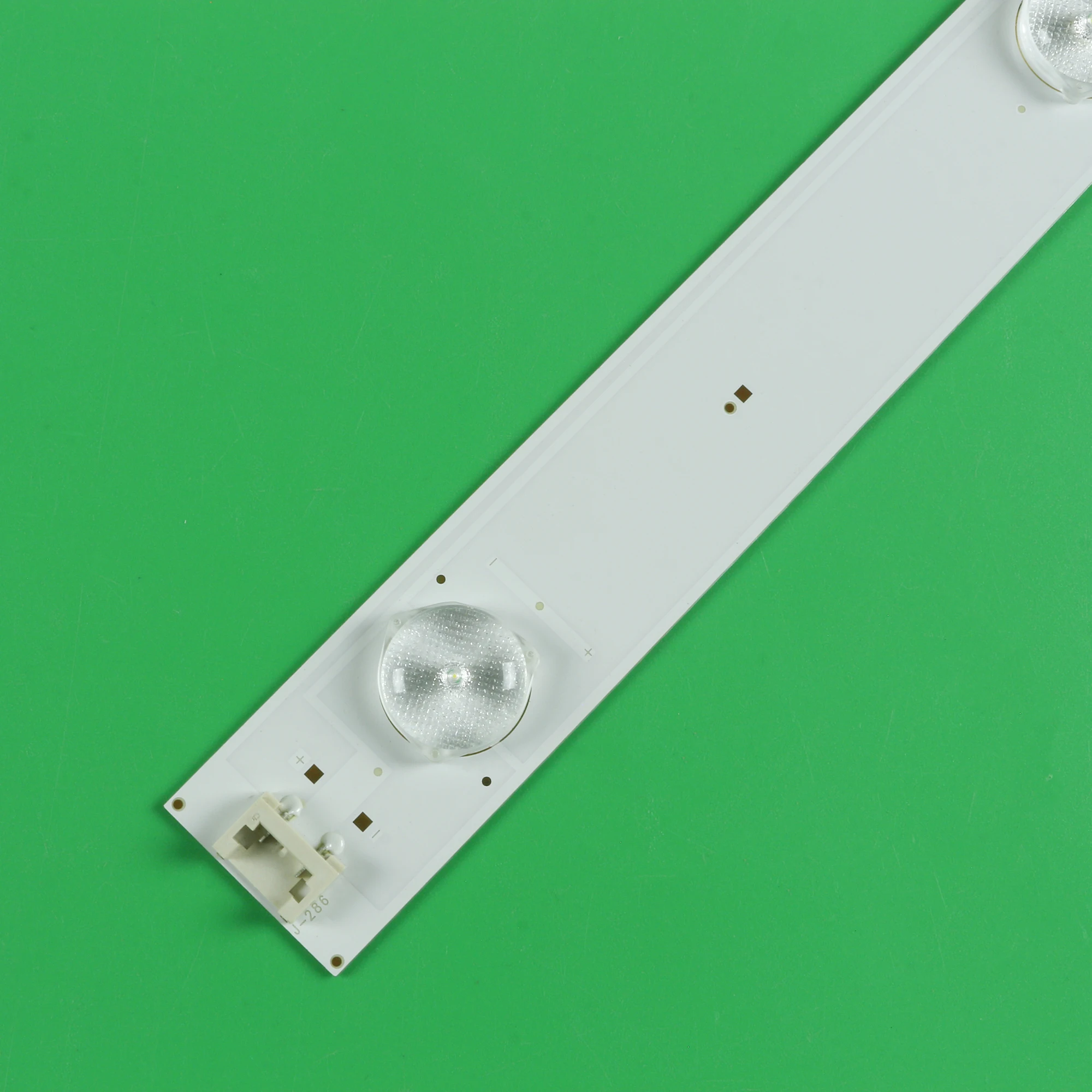 Novo 10 PCS Tira Retroiluminação LED 2015ARC430_3228_R04 L05_REV1.0_ 150716   Para 43VLE5523WG 43VLE6629BR 43VLE6524