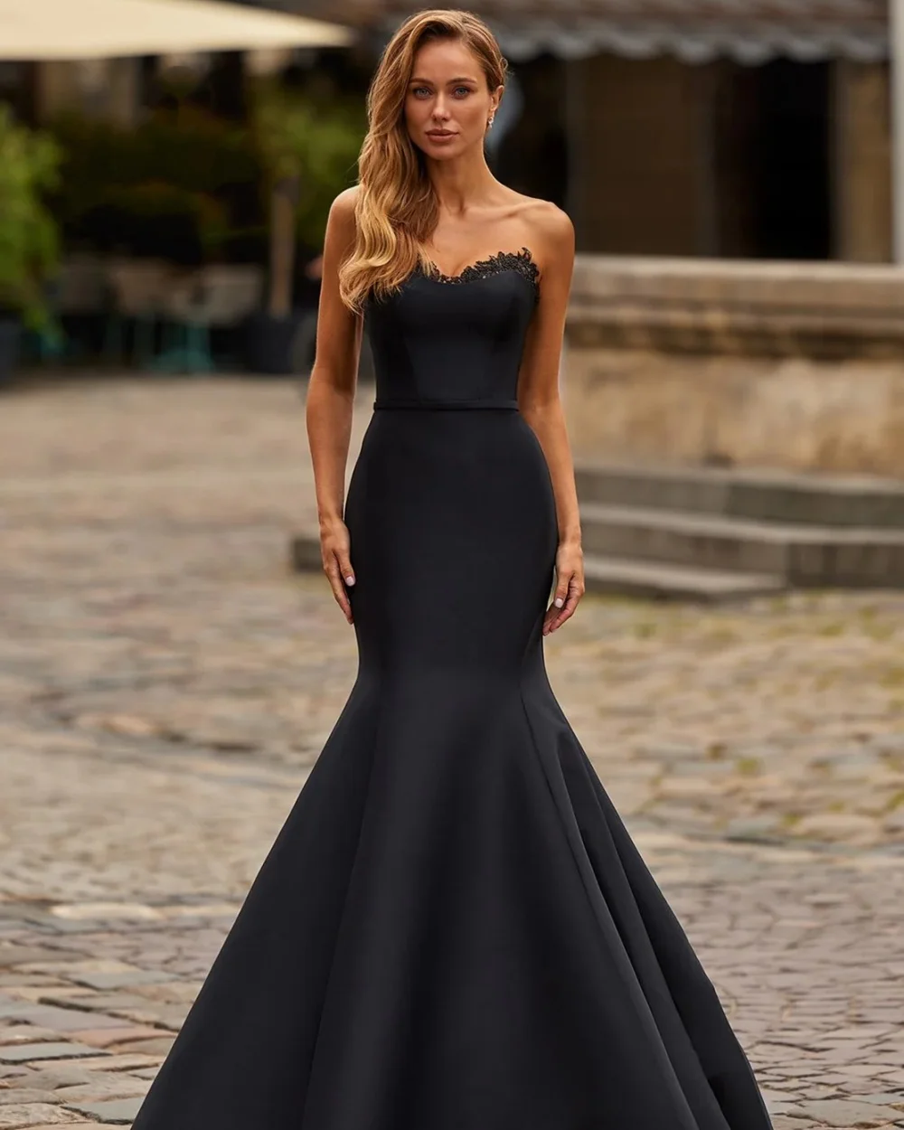 Abiti da ballo a sirena con perline in pizzo classico stile moderno personalizzato Abiti da sera senza maniche senza spalline Taglie disponibili