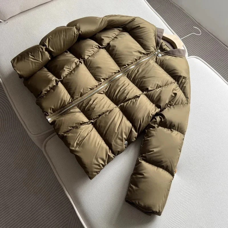 Рисунок 5 - Schinteon женская куртка на белом