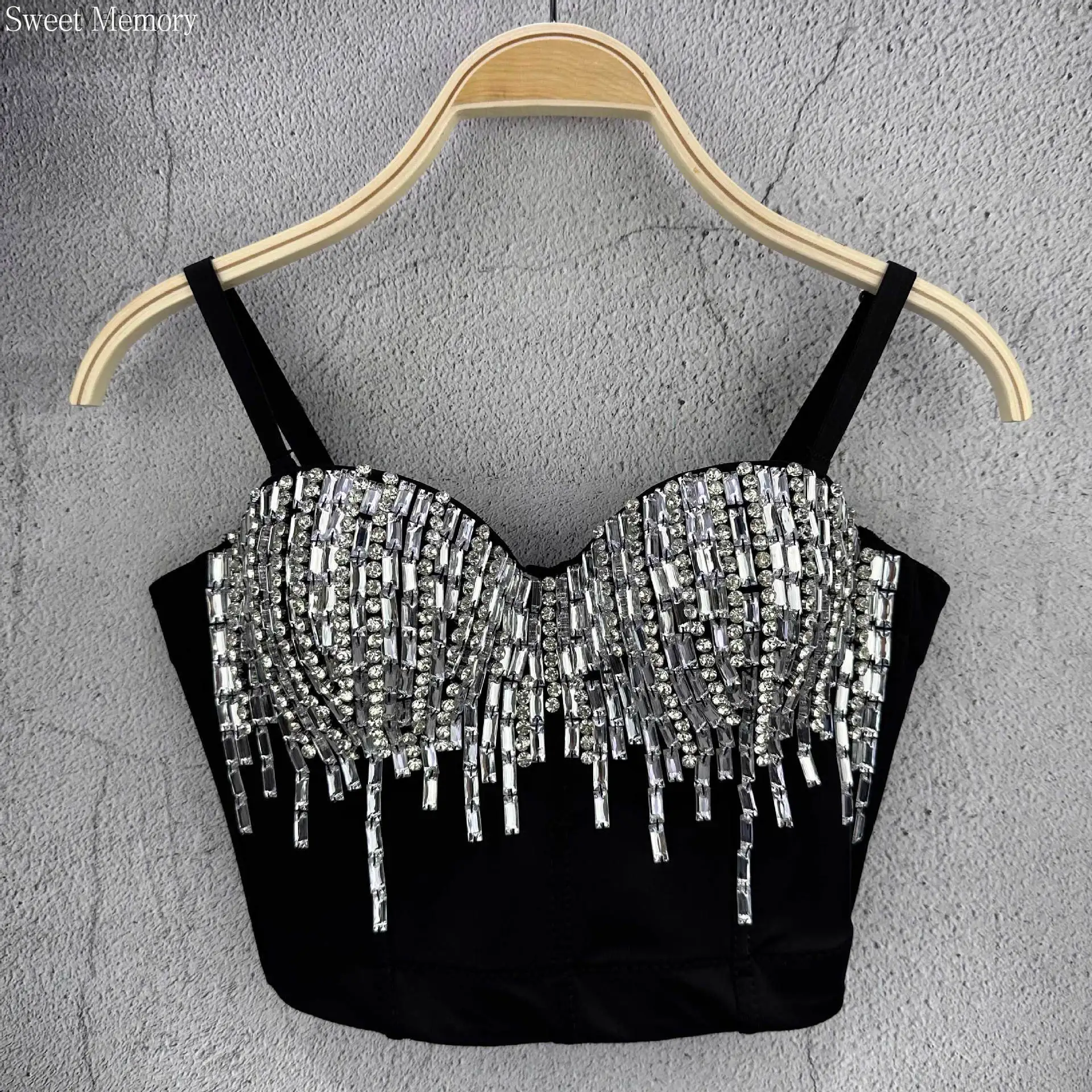 

J781 Красивые роскошные бюстгальтеры для девочек и женщин, черно-белые топы-трубы, милый жилет с шипами и бриллиантами, корсетный топ