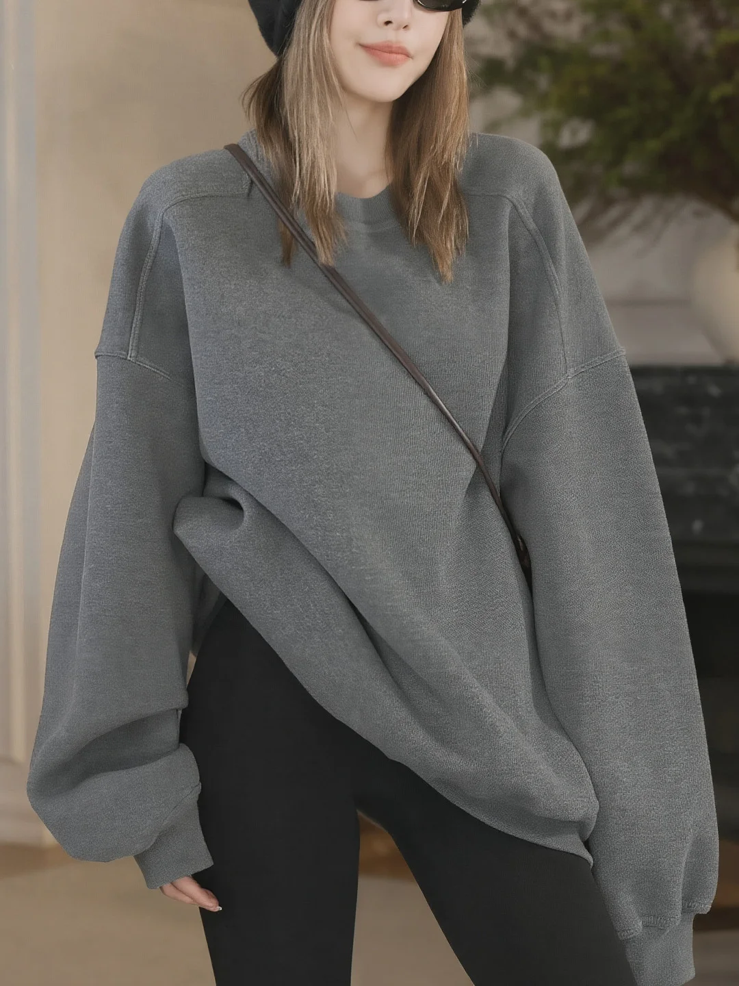 

Новая осенне-зимняя коллекция: корейский повседневный свитшот с круглым вырезом для женщин – мягкий, свободный крой, для комфортного ношения.