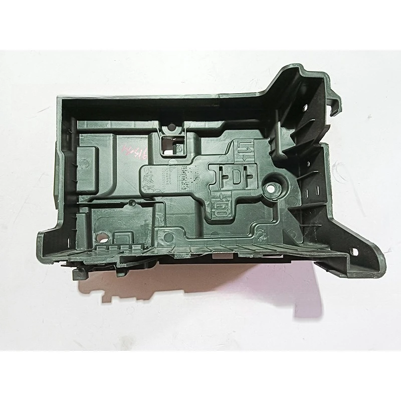 C3XR auto parts battery box base battery base lower cover