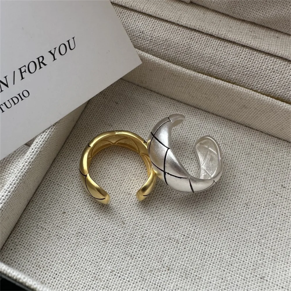 

S925 Sterling Silver Frosted Rhombus Grid Fashion Ring, Korean INS Style, Niche Women's Minimalist Jewelry