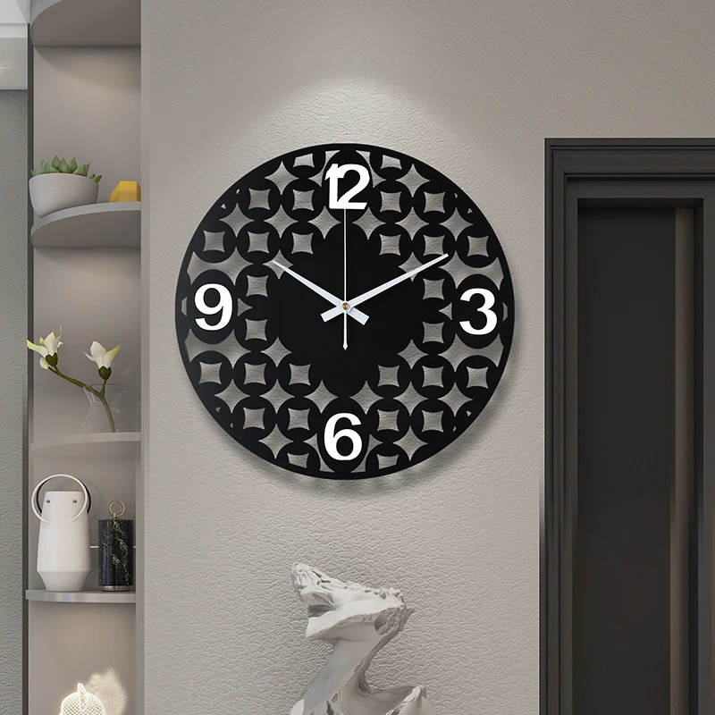 Wall Clock Living Room Household Creative Decorative Fashion Wall Watch Without Punching Mute Art Personality Small Clock