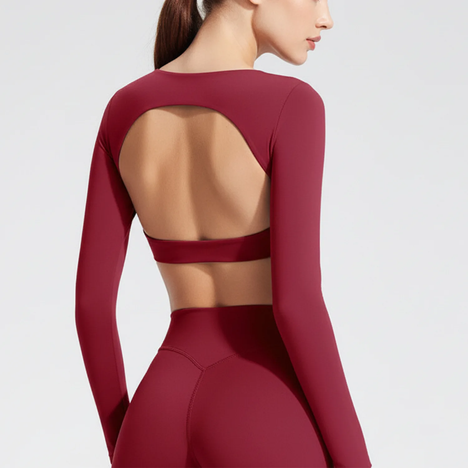 قميص يوجا من WAREBALL مع حمالة صدر قابلة للإزالة وأكمام طويلة ملابس رياضية نسائية بدون ظهر للتمرين، قميص لياقة بدنية عالي المرونة وجيد التهوية