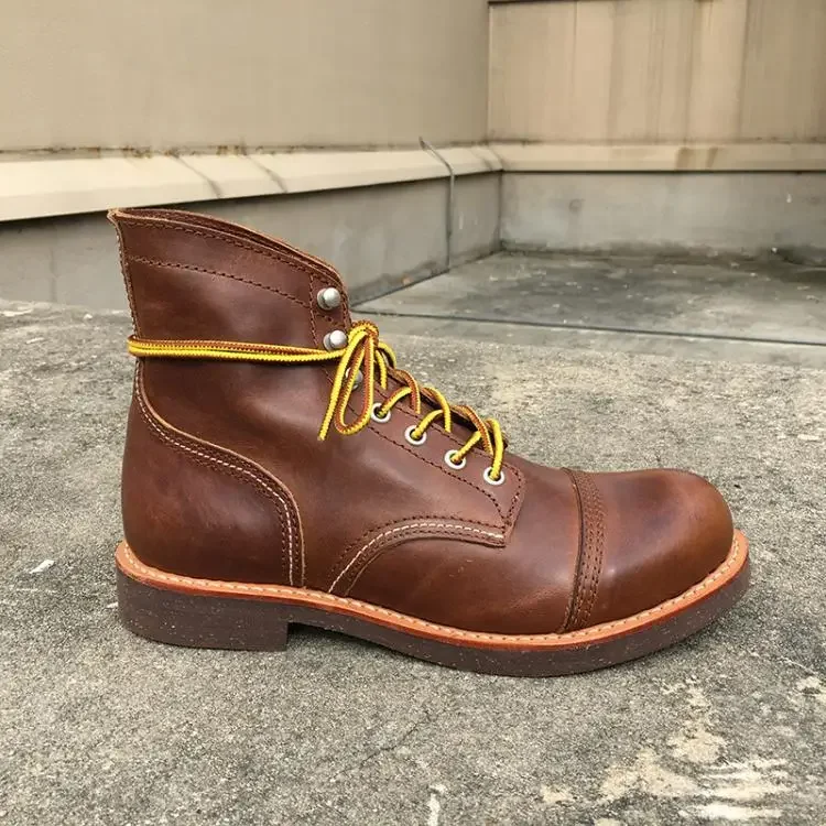 Newest Design Goodyear-Welted Vintage Men Casual Ankle Boots Wing Genuine Cow Leather Top Quality Motorcycle Boots Red Shoes