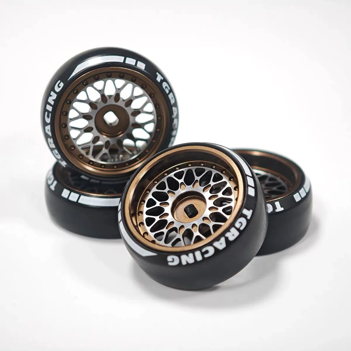 2pcs  22.5MM diameter Metal Wheel Hub  Drift Tire Tyre  for 1/28 RC Car DriftArt DA4 TG  XRX DRZ MA racing DLR8 K969  Mini-Z