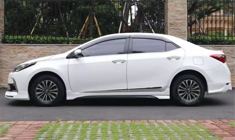 ABS Paint Side Extension Body Skirts Panels Body Skirts Kit Lip Cover For Toyota Corolla 2014 2015 2016 2017 2018
