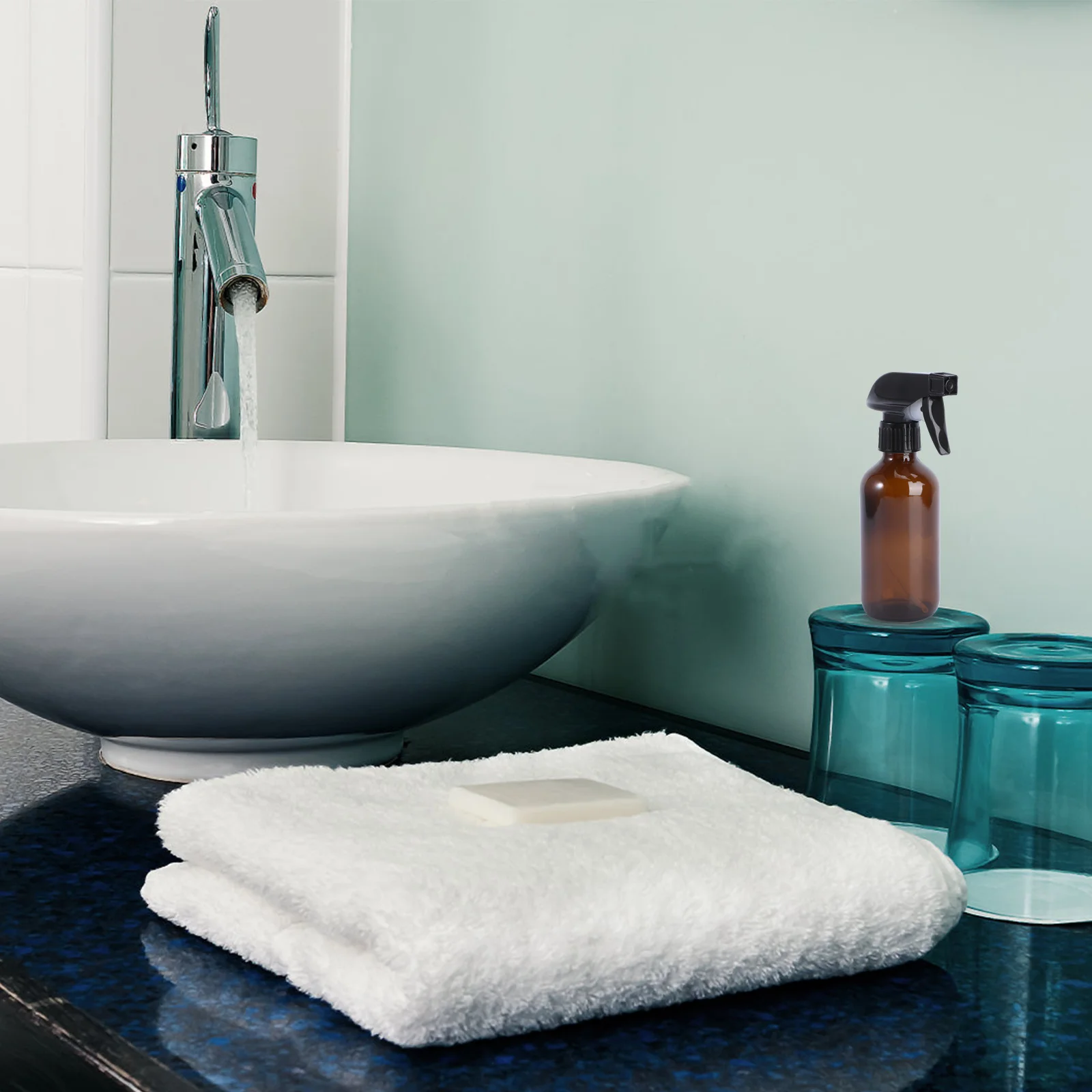 

6Pcs Spray Bottles 250ml Refillable Glass Sprayer Leakproof Design for Hair Body Sprays Watering Plants Storage Container