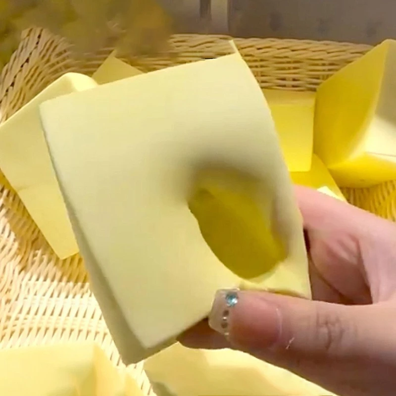 Squishies mentaires oriels souples 3D jaunes pour fête décontractée, jouets de simulation transparents, cadeau de dessert, 1PC