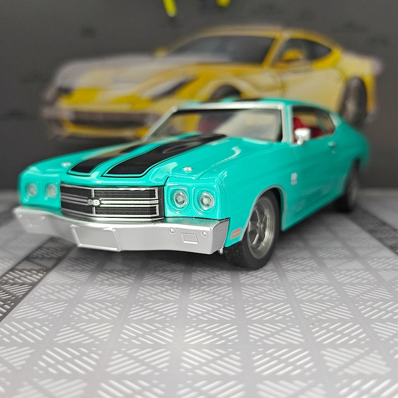 

Модель суперкара Chevrolet 454 1970 года в масштабе 1:24, из сплава, с открывающимися дверями, звуковыми и световыми эффектами, автомобильный сувенир.