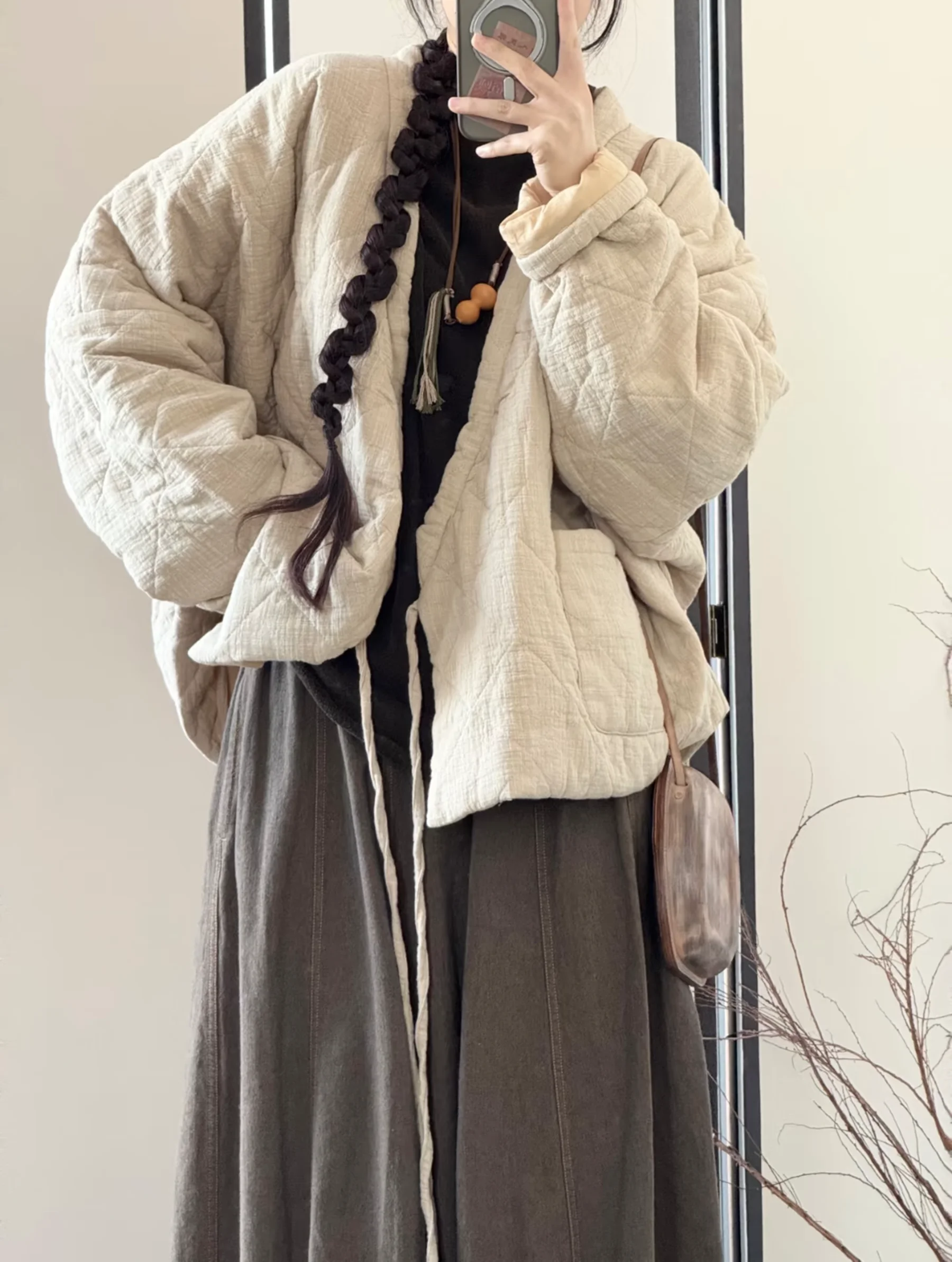 New Chinese Style Women's Hanfu Jacket Quilted Cotton Warmth-Filled Diamond Patterned Short Coat Feminine Zen Aesthetic