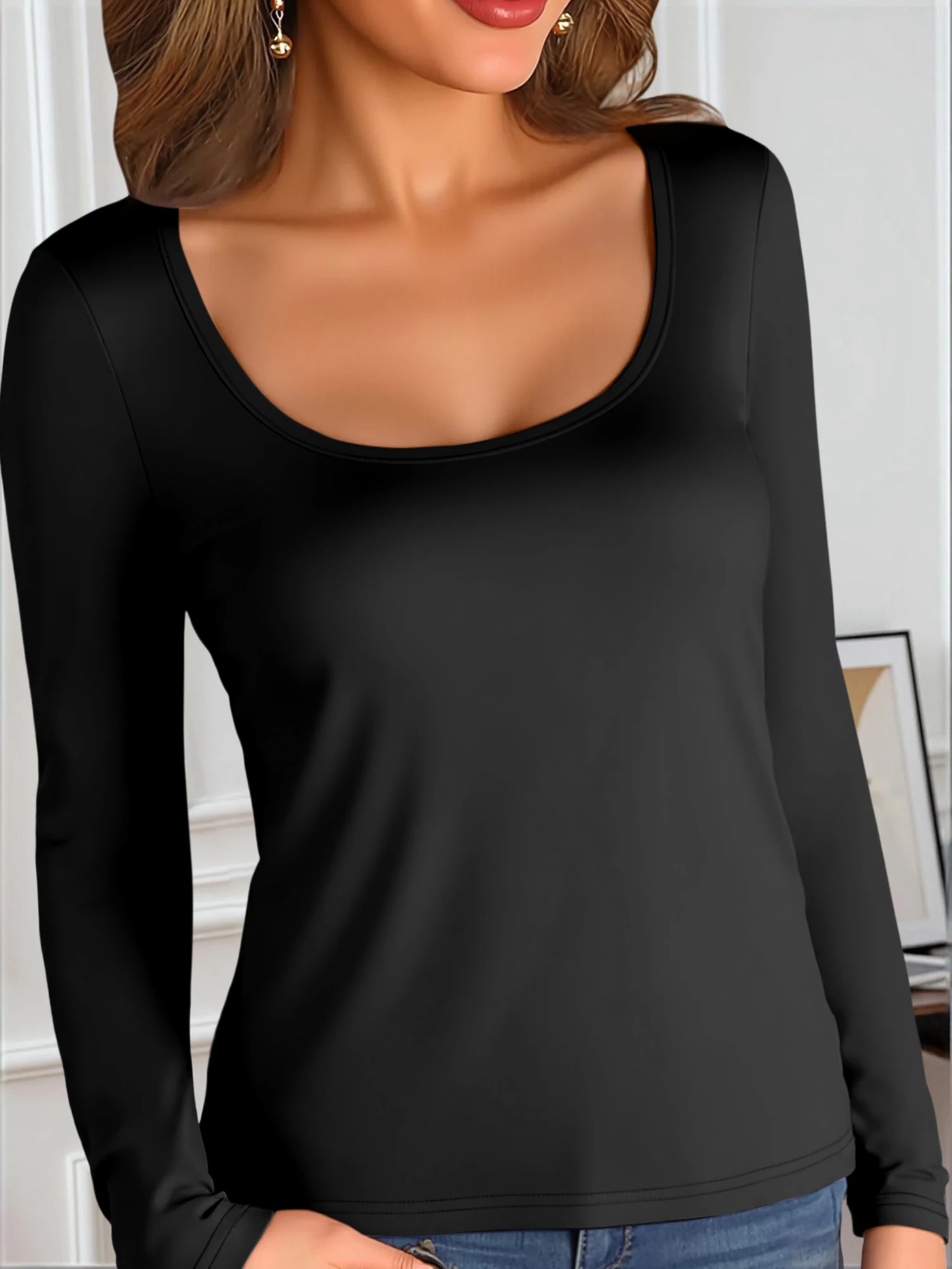 Polished Fitted U‑Neck Long Sleeve Top, Soft Stretchy Base Tee for Workwear and Downtown Errands
