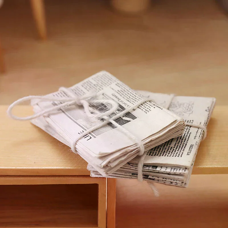 

Миниатюрный набор ретро-газет для кукольного домика 1/12, имитационные модели, игрушки, аксессуары для домашней мебели