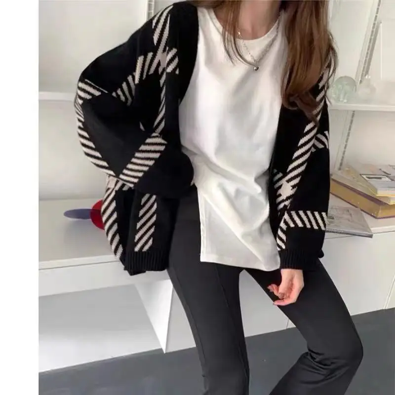 Women Autumn Simplicity Office Lady Loose Striped Knitting Cardigan Coat Ladies Korean Fashion All-match Temperament Knitwear