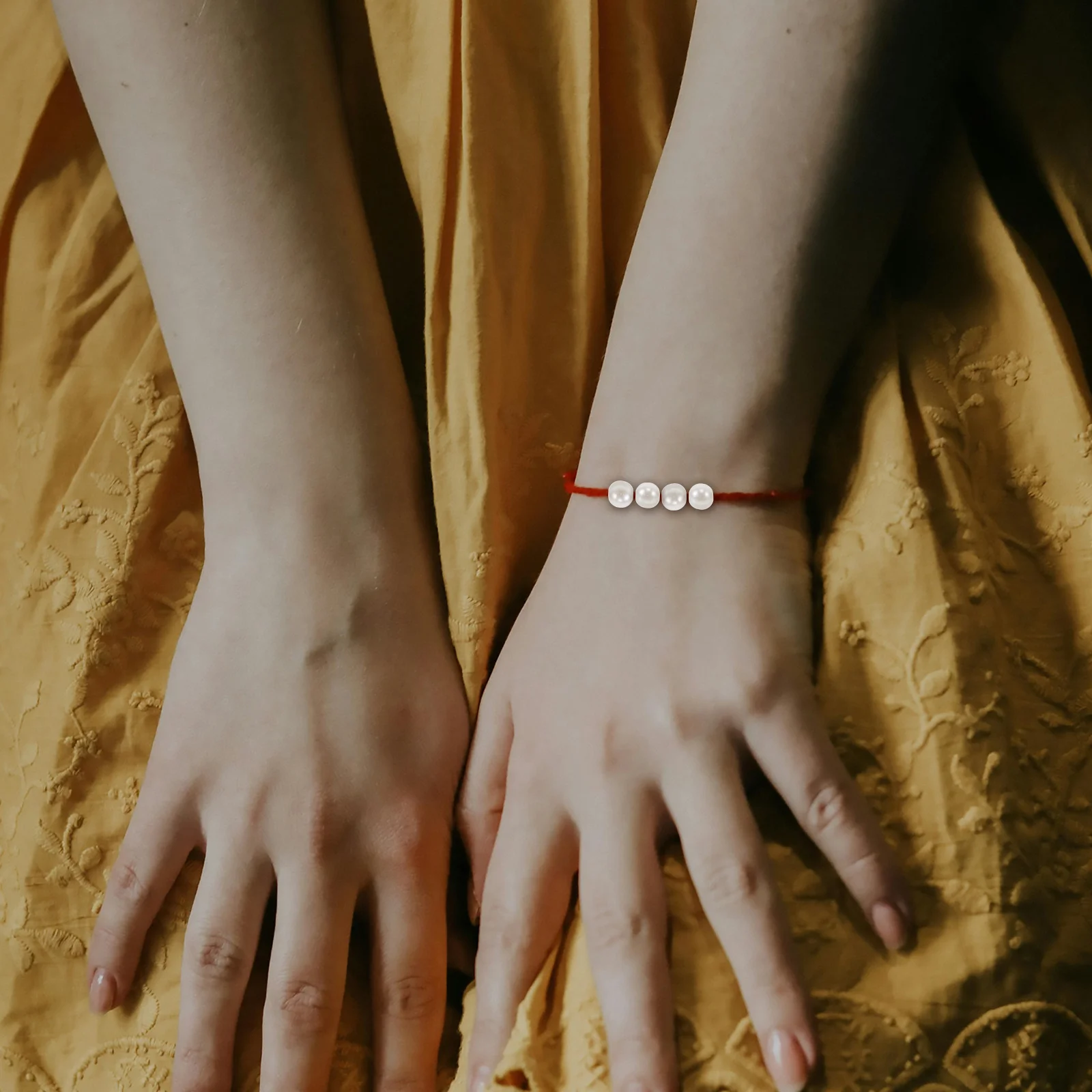 

600 шт. круглые бусины-разделители из искусственного жемчуга 6 мм с глянцевой отделкой для изготовления ювелирных изделий своими руками, браслетов, ожерелий, наполнителей для ваз, домашний декор