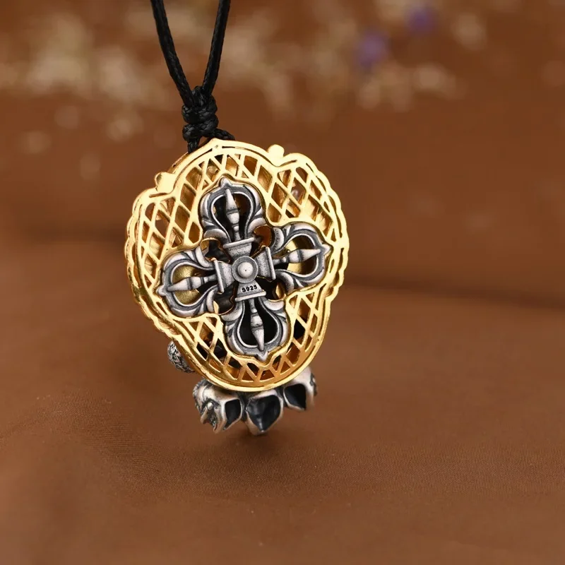 Tibetan Style Two-tone Roc Flame Skeleton Head Pendant Necklace Bringing Good Luck Drive Away Disasters The Necklace Jewelry